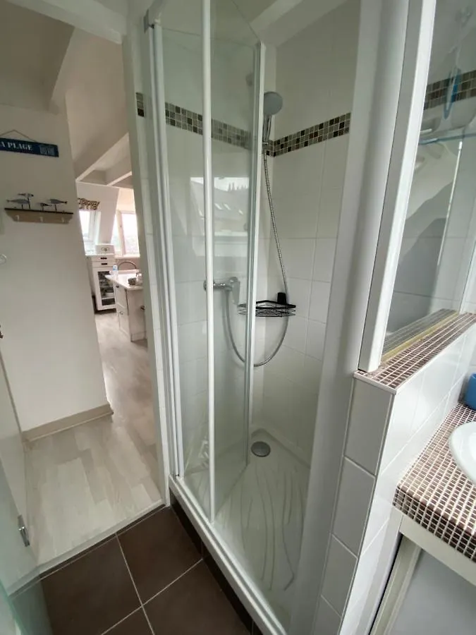 Appartement T2 - T3 Vue Exceptionnelle - Centre Ville De Dinard France